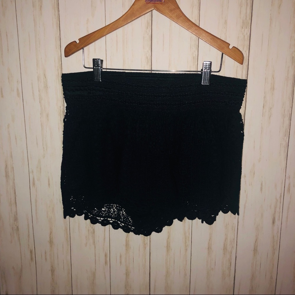 Navy blue lace shorts REWIND XL